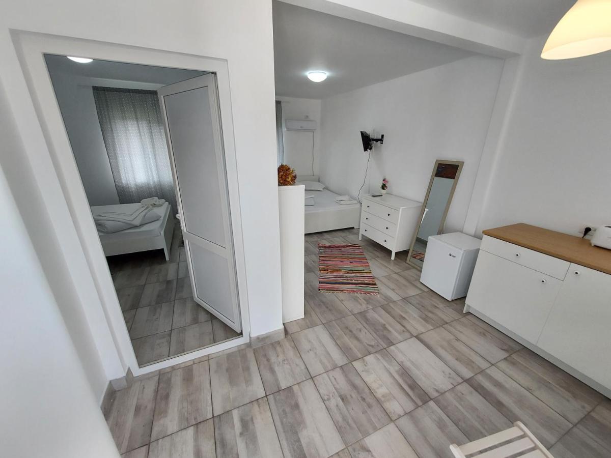 Aparthotel Casa Dada à Două Mai Extérieur photo