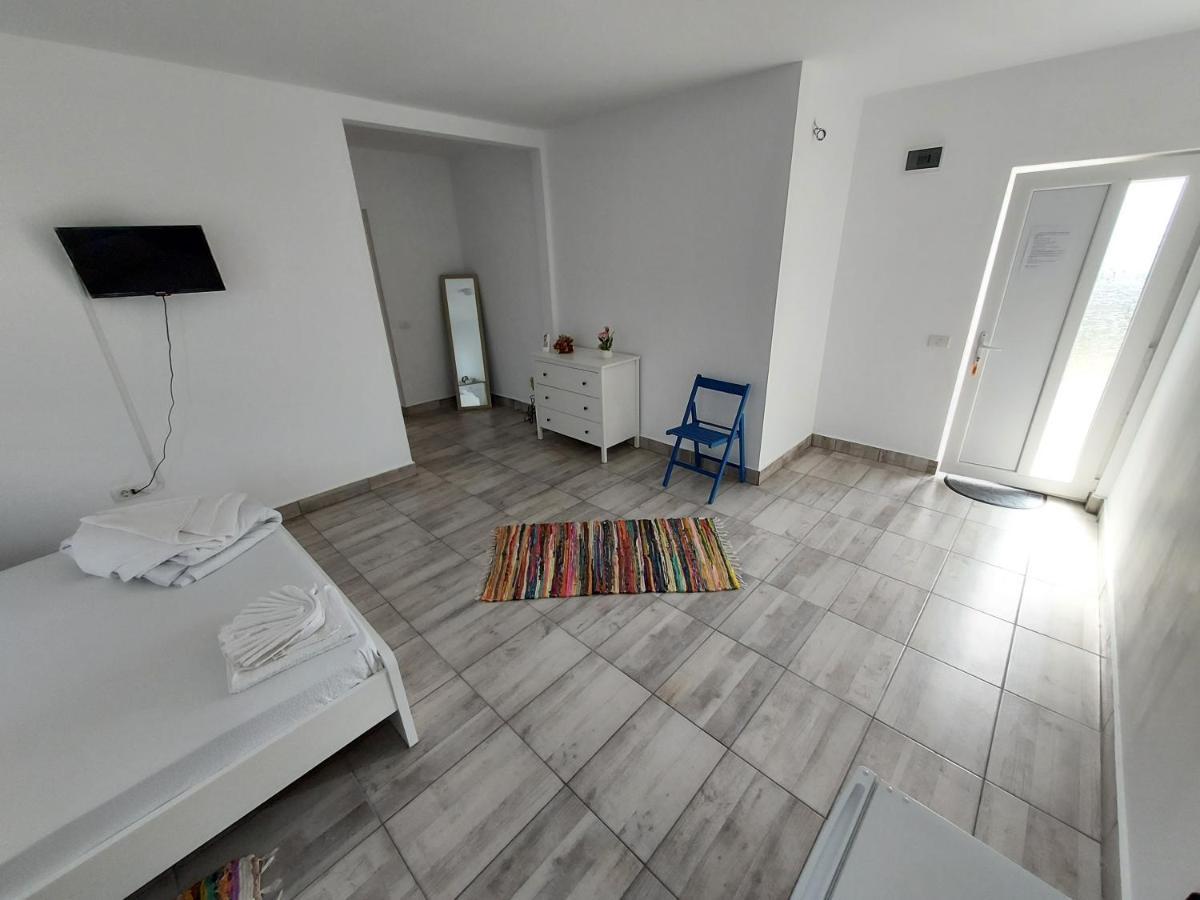 Aparthotel Casa Dada à Două Mai Extérieur photo